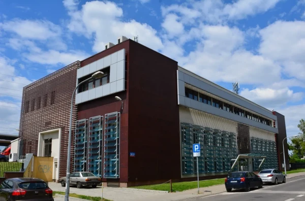 Instytut Wysokich Ciśnień PAN, ul Sokołowska 29/37, Warszawa (fot. Mikołaj Żak)