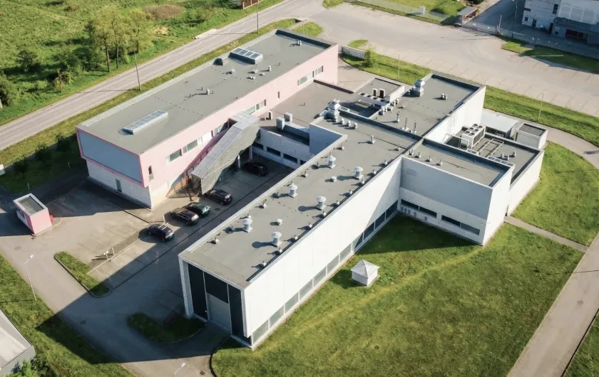 Laboratorium Syntezy Amonotermalnej IWC PAN